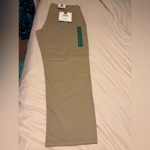 Men’s Members Mark Classic Straight Fit 5 pocket Pant 
Dark khaki
40x30”